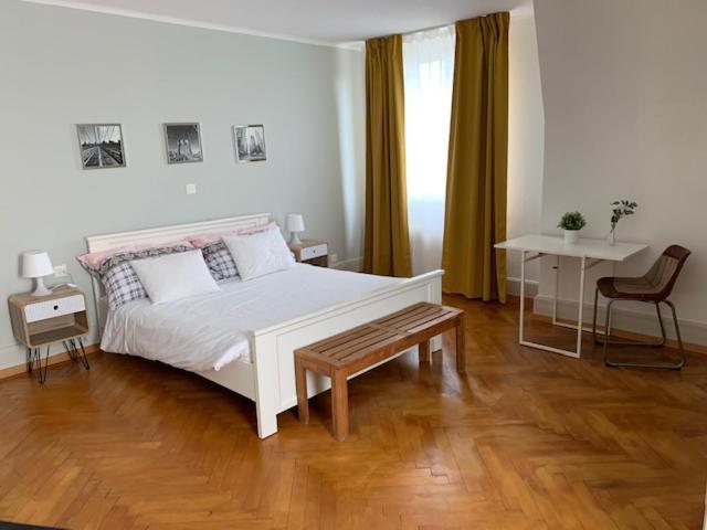 Guest House Dieci Allo Zoo Zurych Zewnętrze zdjęcie